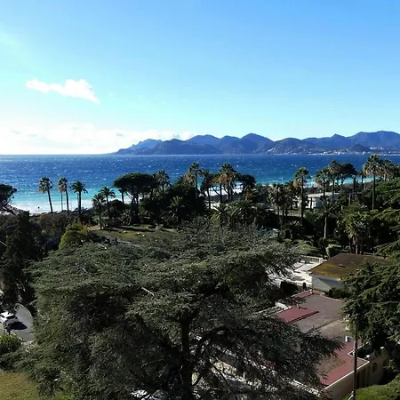 Montmorency Apartman
